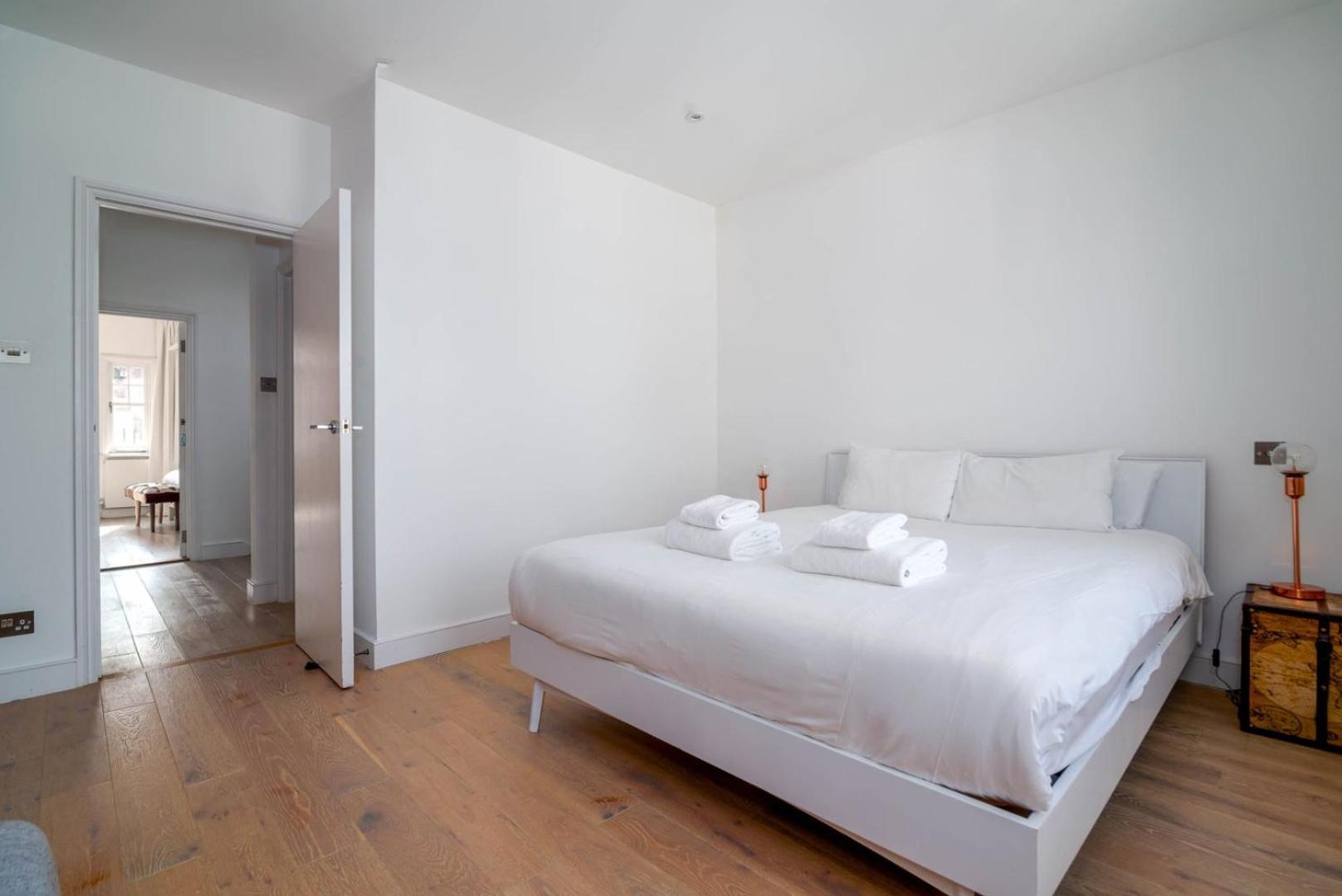 Guestready - Top Floor West Kensington Home London Kültér fotó